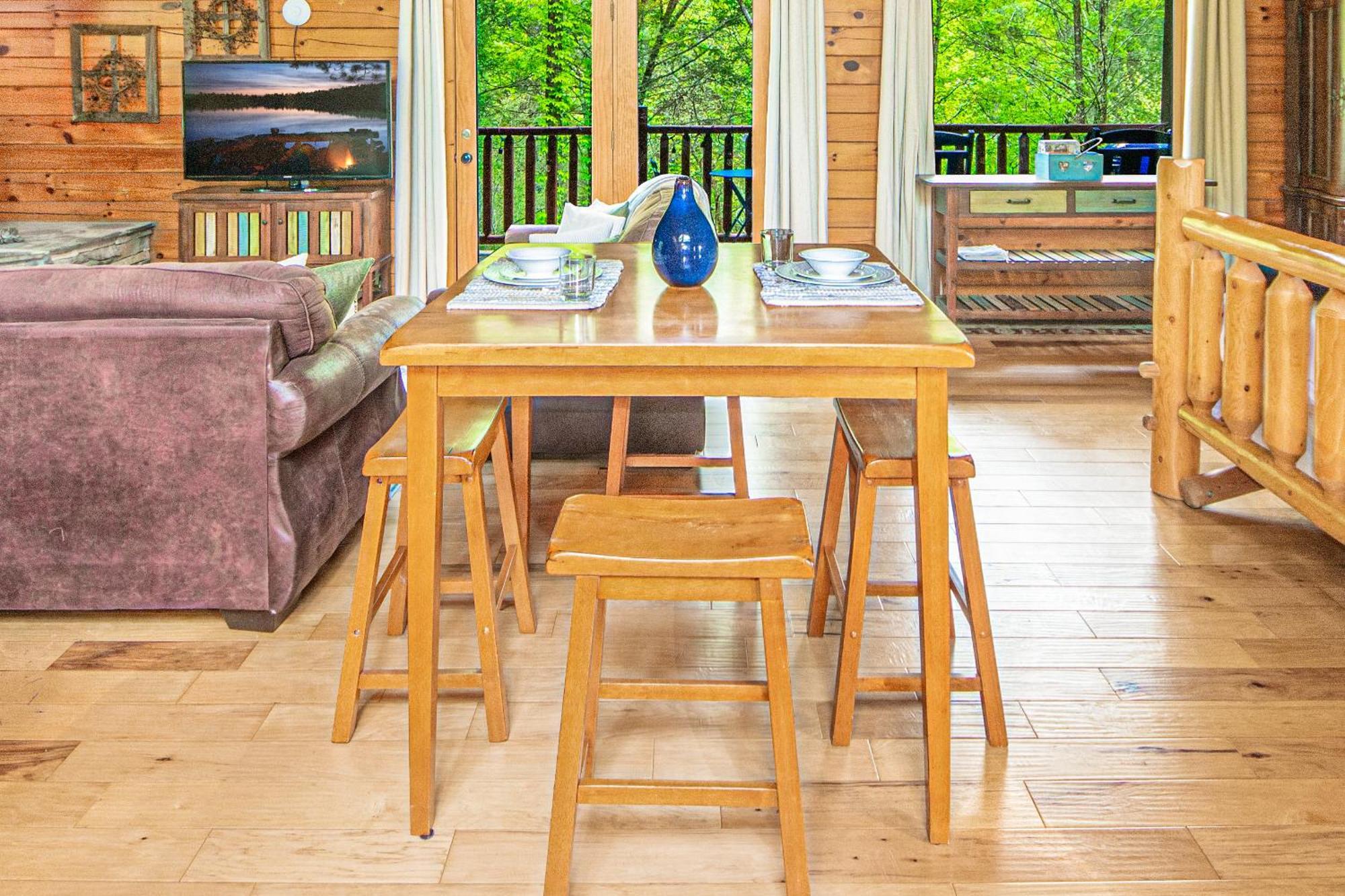 Love Me Tender Studio Cabin Sevierville Exterior foto